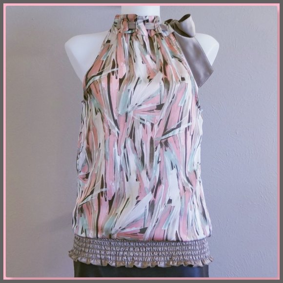 Flirty and Fun Blouse - Picture 1 of 4